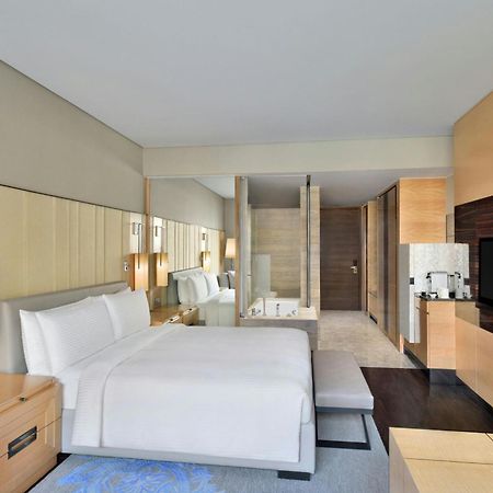 فندق جيه دبليو ماريوت هوتل نيودلهي آيروسيتي المظهر الخارجي الصورة Deluxe room