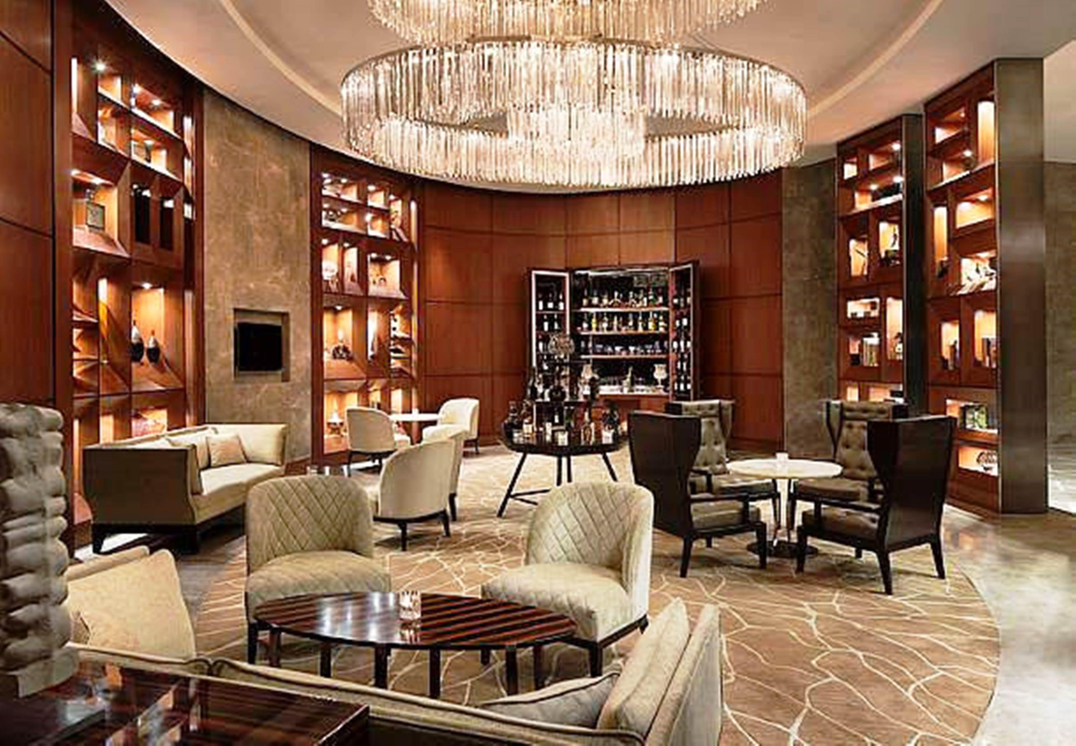 فندق جيه دبليو ماريوت هوتل نيودلهي آيروسيتي المظهر الخارجي الصورة The Bar