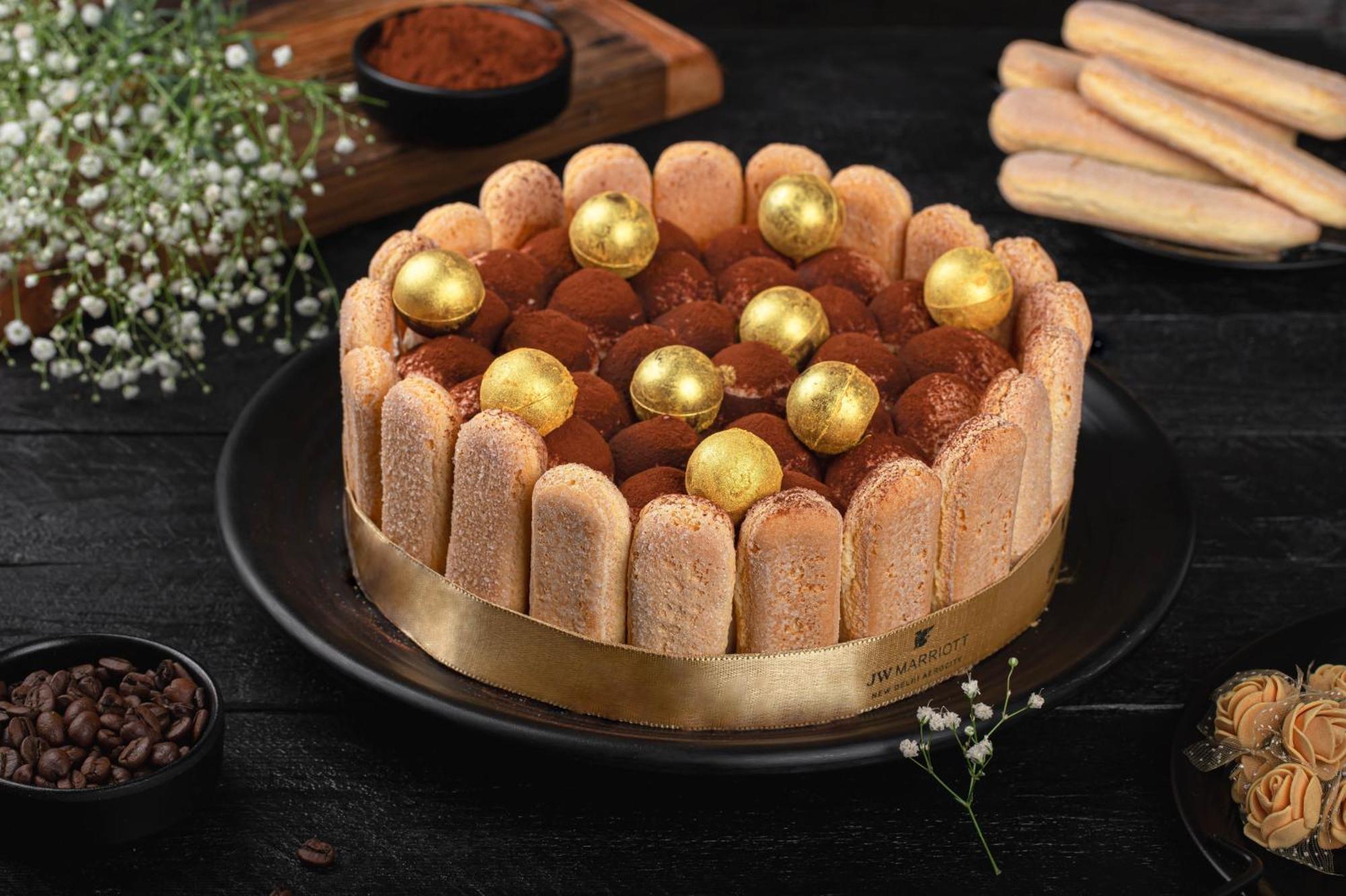 فندق جيه دبليو ماريوت هوتل نيودلهي آيروسيتي المظهر الخارجي الصورة Tiramisu